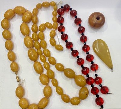 Lot 432 - Plastic bead necklaces and pendants