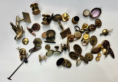 Lot 422 - A selection of mainly cufflinks and dress studs