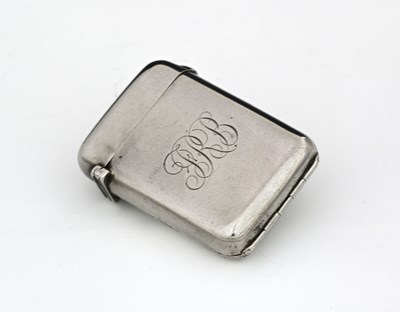 Lot 38 - A Victorian silver combination vesta case and...