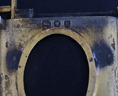 Lot 38 - A Victorian silver combination vesta case and...