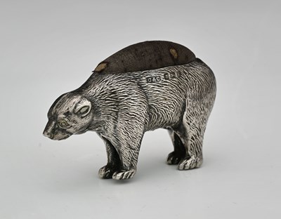 Lot 53 - An Edwardian silver novelty pin cushion, by...