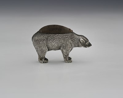 Lot 53 - An Edwardian silver novelty pin cushion, by...