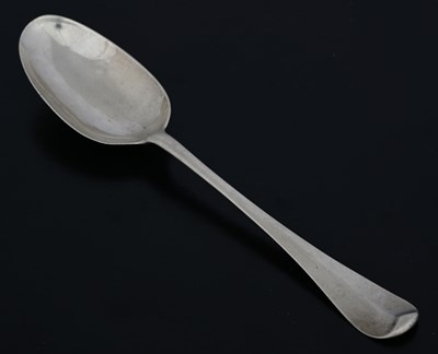 Lot 238 - A Queen Anne Hanoverian rat-tail pattern...