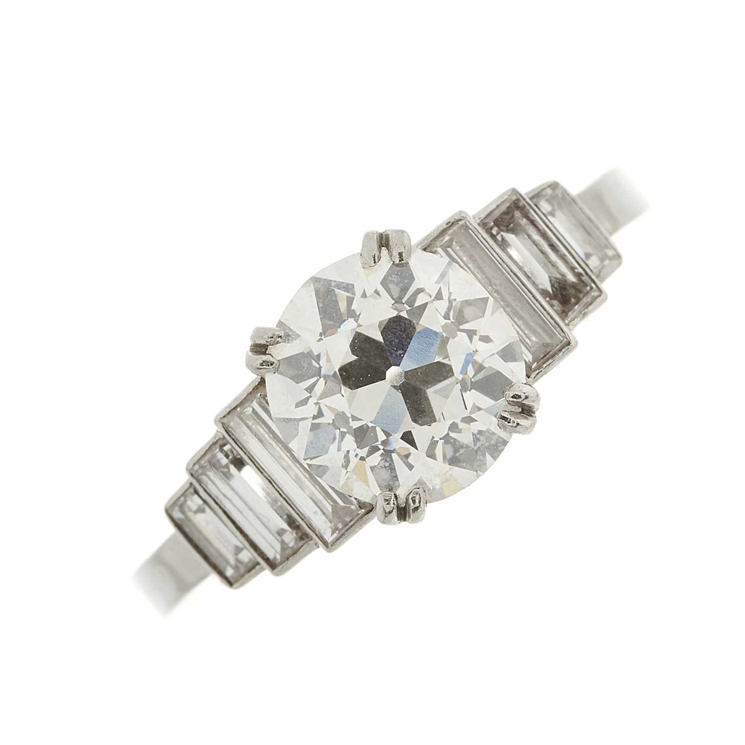 Lot 91 - An Art Deco platinum old-cut diamond...
