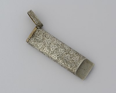 Lot 40 - A Victorian silver combination whistle and...