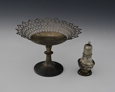 Lot 86 - A George V silver pierced pedestal dish, by...