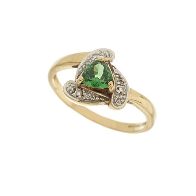 Lot 132 - An 18ct gold green garnet dress ring, with...