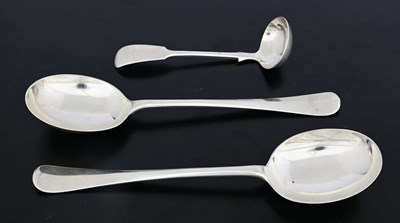 Lot 274 - A pair of George V silver Hanoverian rat-tail...