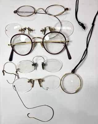Lot 436 - A selection of spectacles and pince-nez
