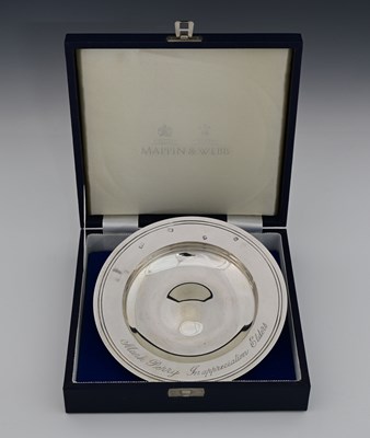 Lot 116 - An Elizabeth II silver alms dish, by Mappin &...
