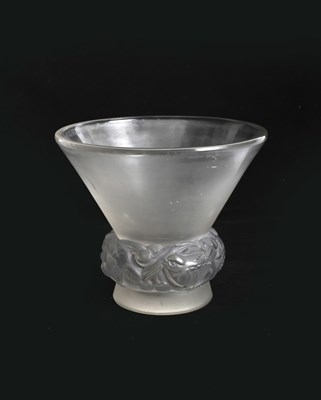 Lot 456 - 'Pinsons' no.1038 a Lalique clear and frosted...