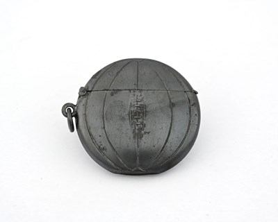 Lot 37 - An early twentieth-century gun metal novelty...