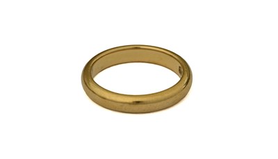 Lot 467 - A mid 20th century 22ct gold band ring