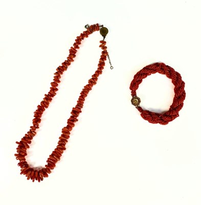 Lot 401 - A Victorian coral bead necklace and bracelet