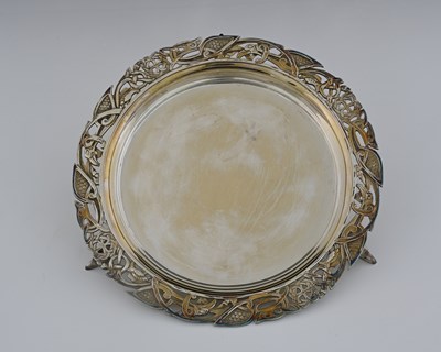 Lot 117 - An Elizabeth II silver footed dish, by 'SC',...