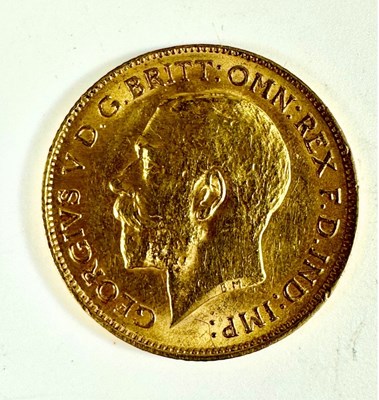 Lot 446 - George V, gold half sovereign, 1914, 4g