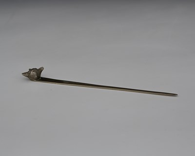 Lot 100 - Asprey London, a George V silver paper knife...