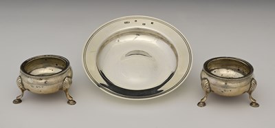 Lot 99 - A pair of Victorian silver salts, by Wakely &...