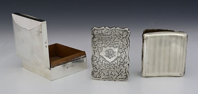 Lot 136 - A mixed lot to include a George V silver card...