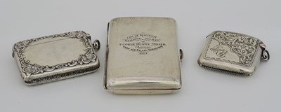 Lot 72 - A group of hallmarked silver, to include a...
