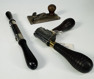 Lot 363 - Three early 20th century carpentry planes, to...