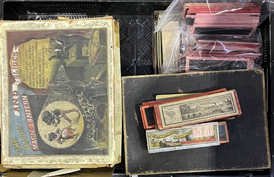 Lot 22 - The Bijou Magic Lantern and Slides, a boxed...