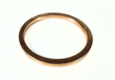 Lot 442 - A 9ct gold bangle, stamped 9. 375, Chester,...