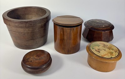 Lot 241 - A continental hardwood mortar height 13.5cm,...