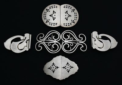 Lot 306 - A Victorian silver buckle, by Murrle Bennet &...