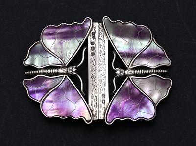 Lot 314 - An Edwardian Arts & Crafts novelty silver...