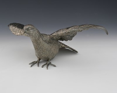 Lot 9 - A twentieth-century model of a pigeon,...