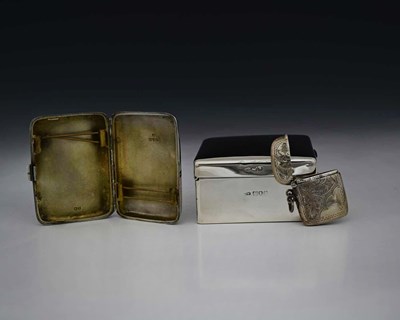 Lot 68 - An Edwardian silver cigarette box, by Percy...