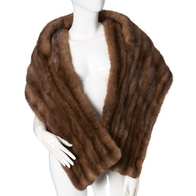Lot 476 - A pastel mink stole.