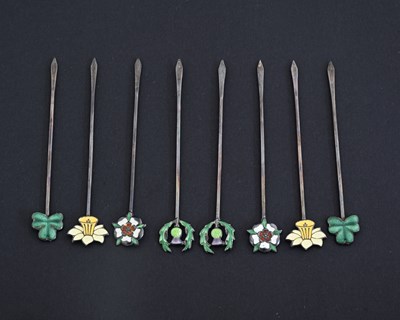 Lot 256 - A cased set of eight twentieth-century silver...