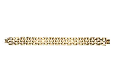 Lot 68 - A brick-link bracelet