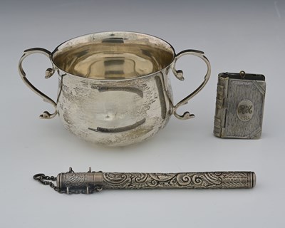 Lot 69 - An Edwardian silver two-handled porringer, by...