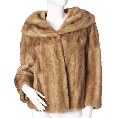 Lot 461 - A honey blonde mink jacket.