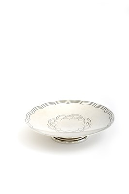 Lot 196 - A William Suckling ltd small silver tazza...