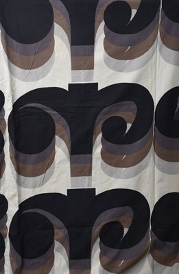 Lot 264 - A pair of Heal's Omega lined printed cotton...