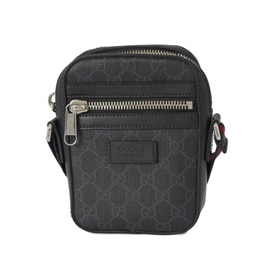 Lot 314 - Gucci, a small Supreme messenger bag.