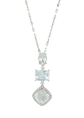 Lot 120 - An aquamarine and brilliant-cut diamond pendant necklace