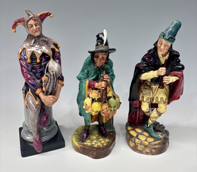 Lot 81 - Royal Doulton, a figurine of 'The Pied Piper',...