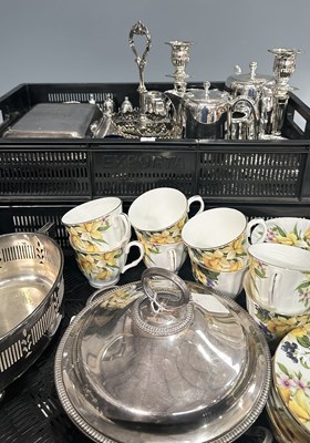 Lot 33 - A part tea set, comprising cups, saucers and...