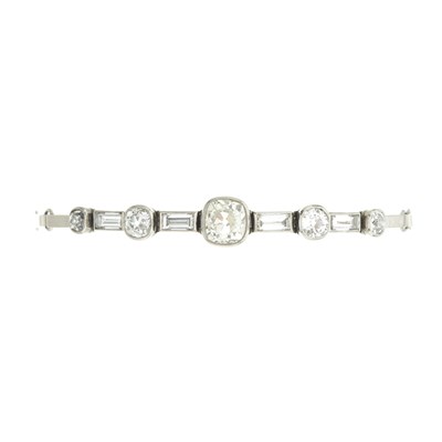 Lot 35 - An old-cut diamond and baguette-cut diamond bracelet