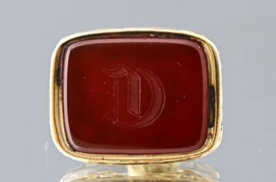 Lot 384 - A late 19th century carnelian seal fob