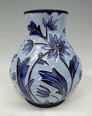 Lot 116 - A modern Moorcroft blue florian ware vase,...