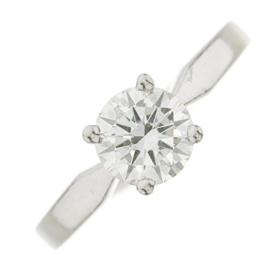 Lot 158 - A platinum brilliant-cut diamond single-stone ring