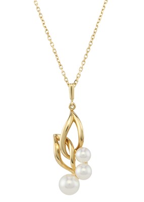 Lot 104 - Mikimoto, a cultured pearl pendant necklace