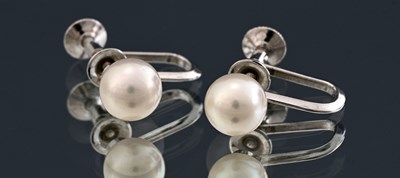 Lot 421 - Mikimoto, a pair of cultured pearl screw-back earrings