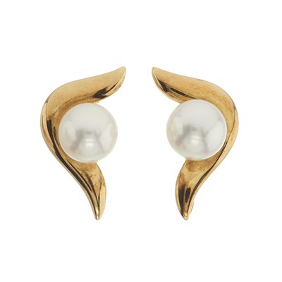 Lot 108 - Mikimoto, a pair of cultured pearl earrings
